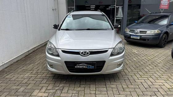 HYUNDAI I30 2.0 MPI 16V GASOLINA 4P AUTOMÁTICO HYUNDAI I30 2.0 MPI 16V GASOLINA 4P AUTOMÁTICO